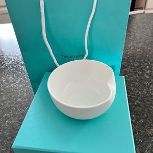 Tiffany & Co. Thumb Bowl * BRAND NEW*